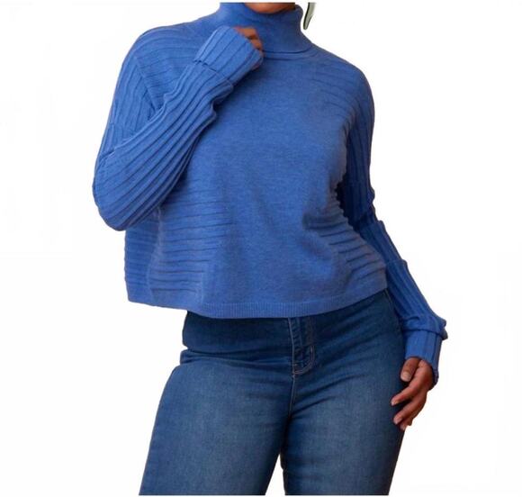 Kerisma Sweaters - Kerisma Wome’s blue ribbed cropped sweater, turtleneck, soft, Size S/M